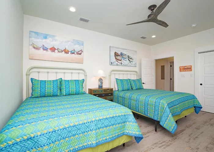 Breezyville Southwest Sea 12br Holiday home